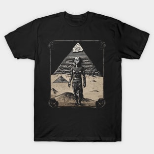 Esoteric Ancient Egyptian Pharaoh Desert Pyramid Illustration T-Shirt